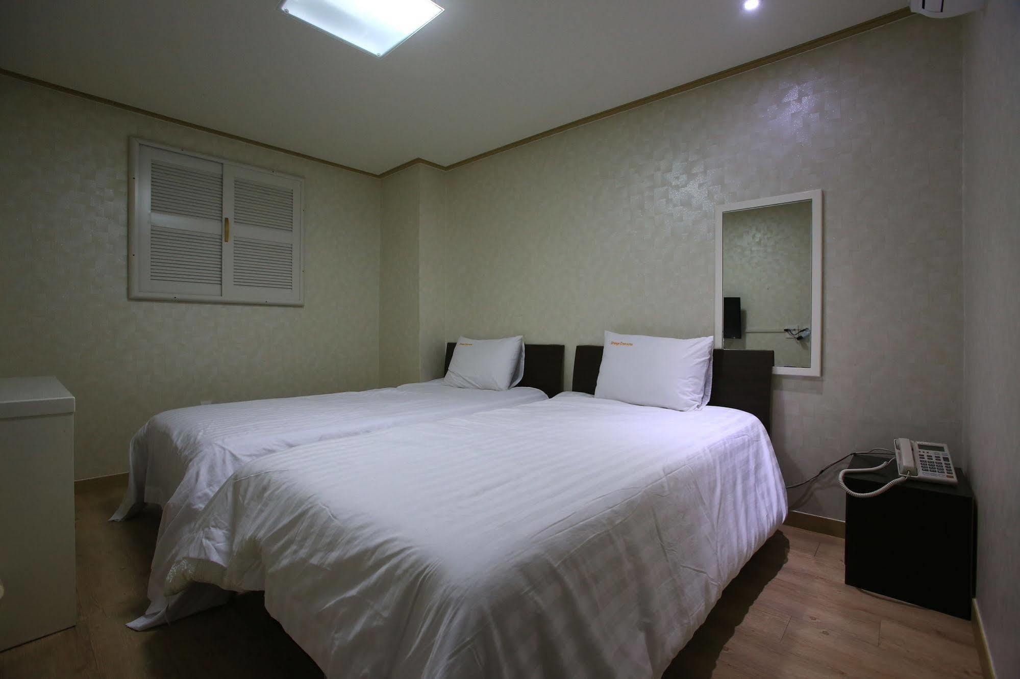 Orange Tree Hotel Jeju Eksteriør billede