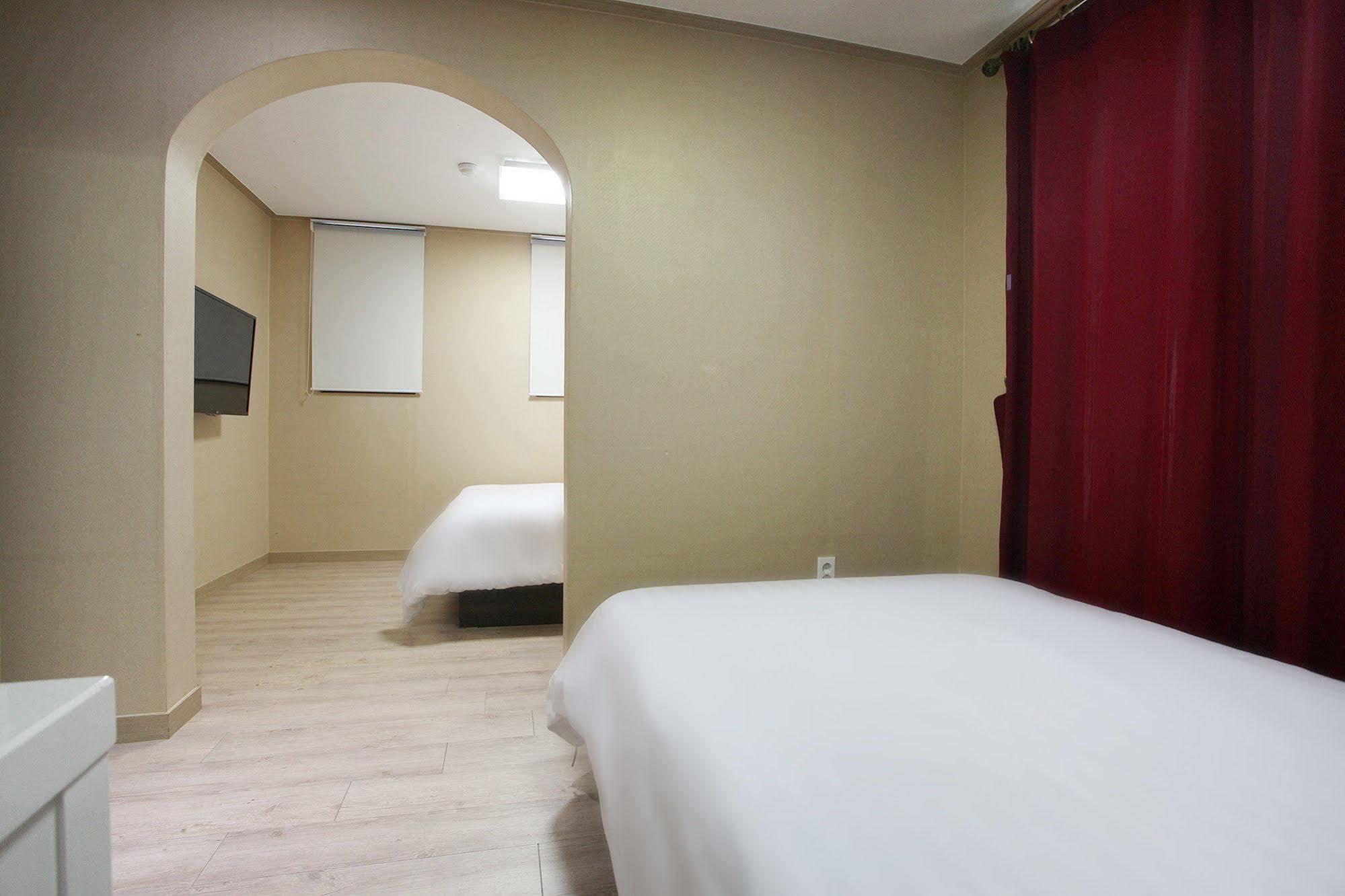 Orange Tree Hotel Jeju Eksteriør billede